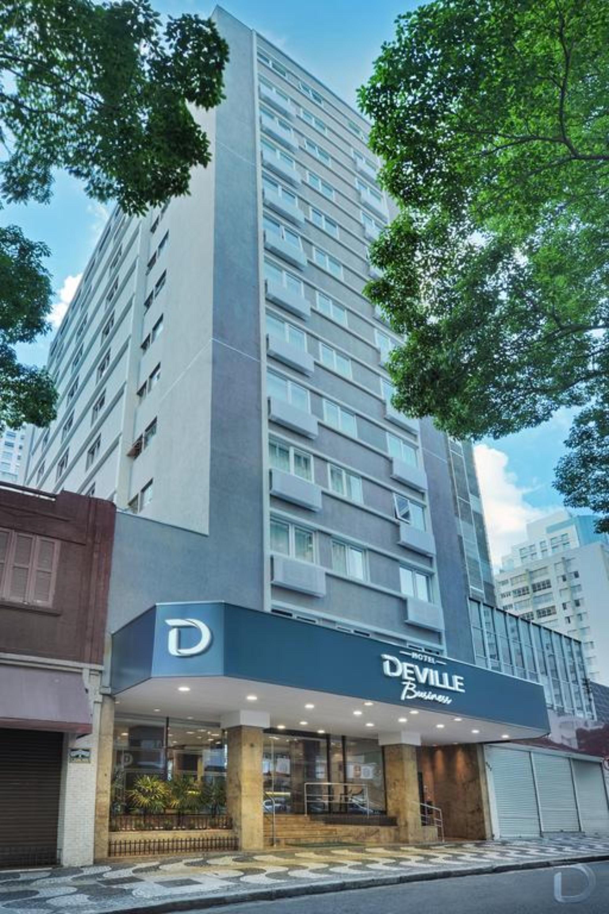 Hotel Deville Curitiba Batel Bagian luar foto